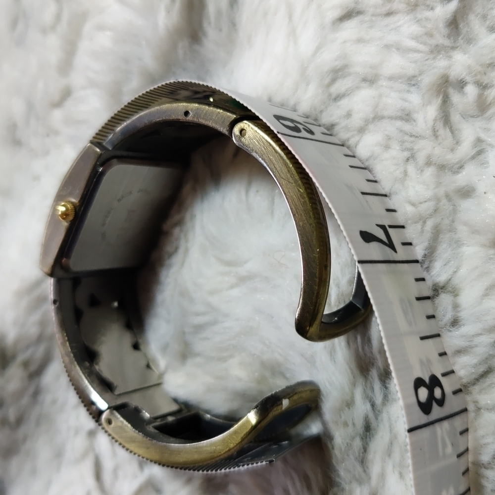 Vintage Japanese Watch With Stones Band - Picture 8 of 9